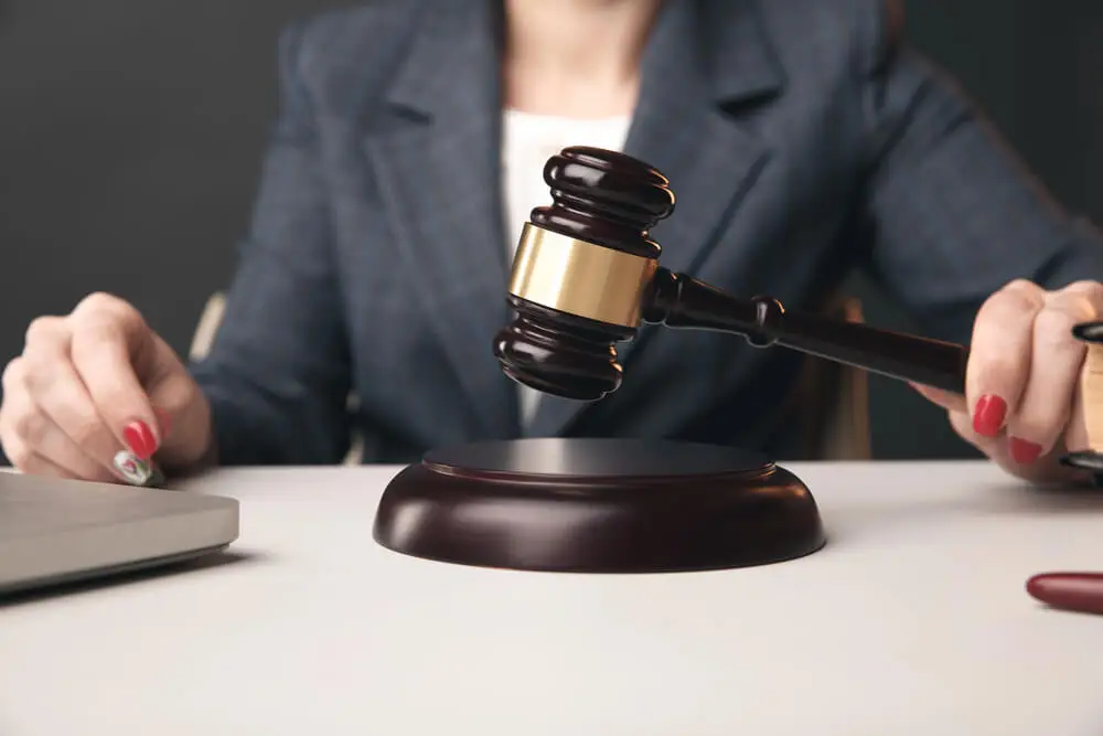 sanction-disciplinaire-definition-regles-procedure-contestation