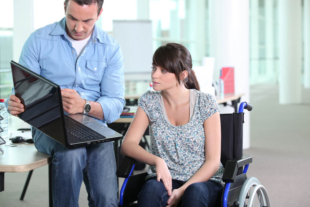 Emploi et Handicap : les sites de recherche d’emploi à la traîne pour les utilisateurs