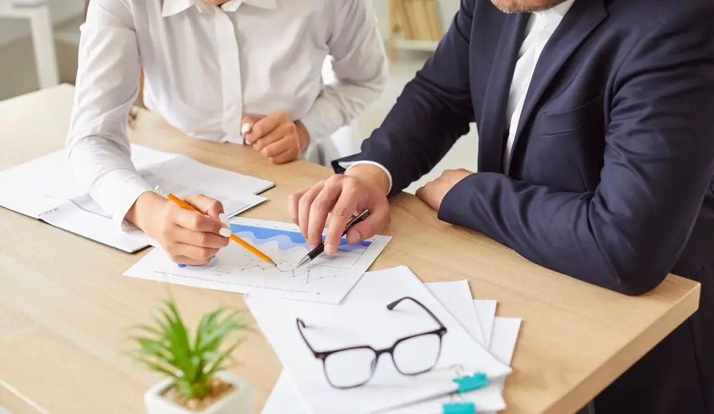 relations-amoureuses-travail-collaborateur-manager-superieur
