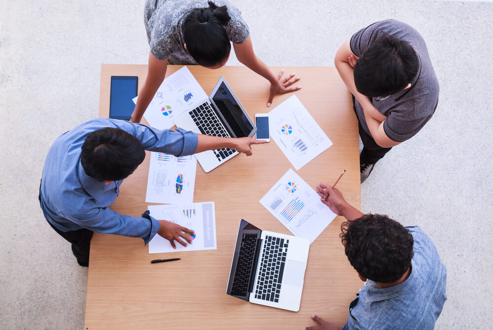 gestionnaire-rh-collaboration-service-manager-gestion-ressources-humaines