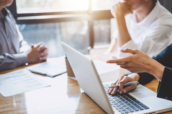 management 2026 desaffection salaries feedback