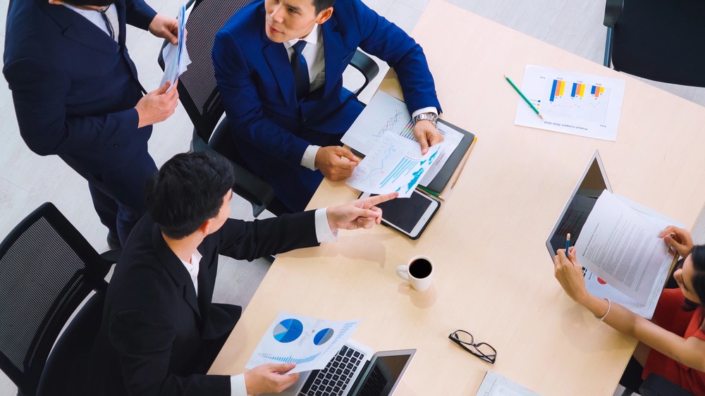 standardiser-grh-sans-deshumaniser-bon-équilibre