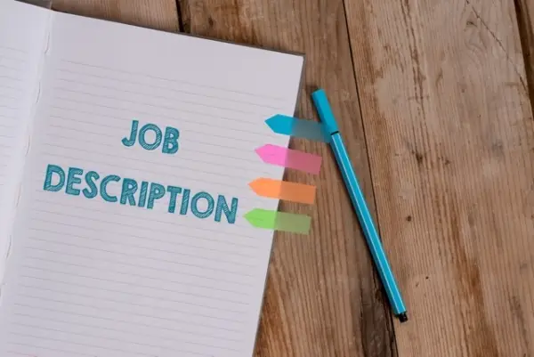 fiche-de-poste-role-utilite-gestion-competences