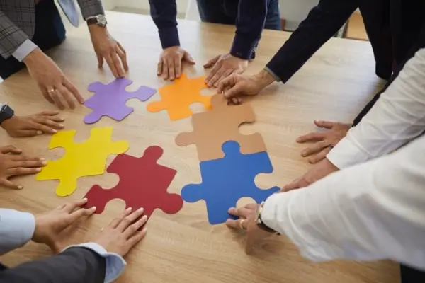 management-transversal-definition-avantages-et-inconvenients