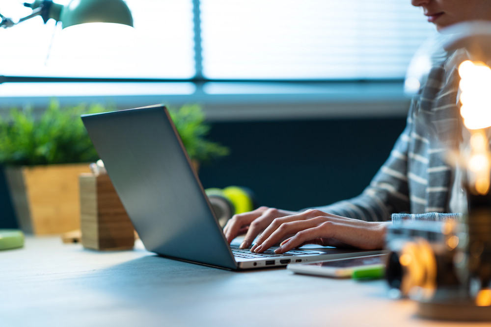 management-teletravail-impact-controle-autonomie