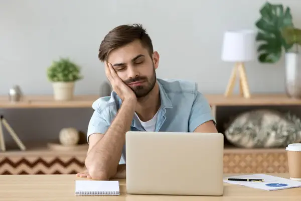 presenteisme-au-travail-productivite