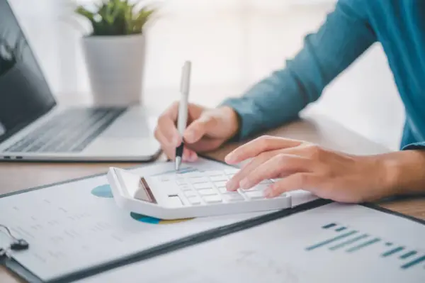 Comment comparer son salaire rh ?